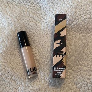 Kylie Cosmetics Skin Concealer in Stone
